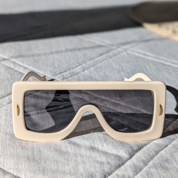 USED LOEWE CHUNKY ANAGRAM 122mm SQUARE SUNGLASSES IN IVORY W/ GOLD TRIM main image 6